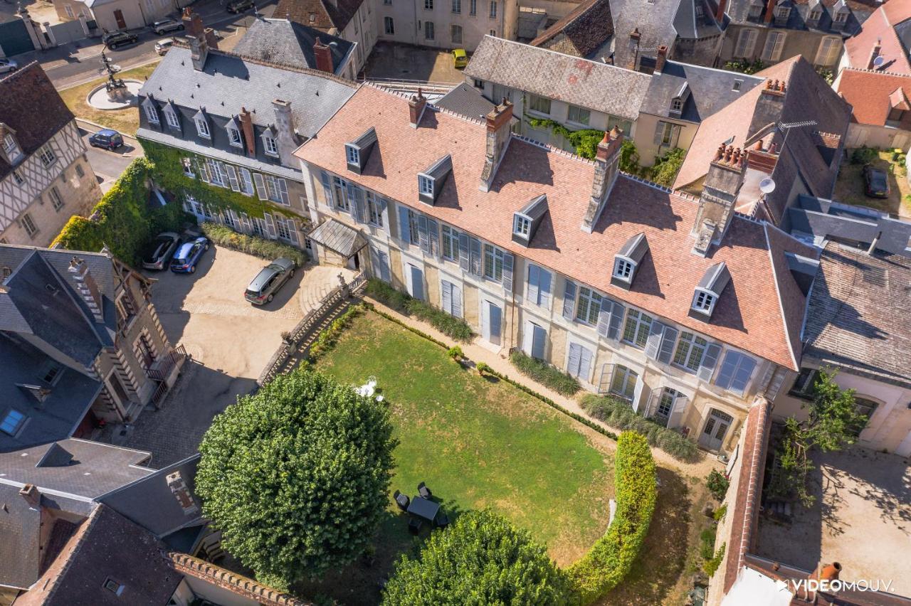 L'Hotel De Panette, Un Exceptionnel Chateau En Ville - Chambres Et Suites Historiques, Parking - Petit Dejeuner Offert Bourges Zewnętrze zdjęcie